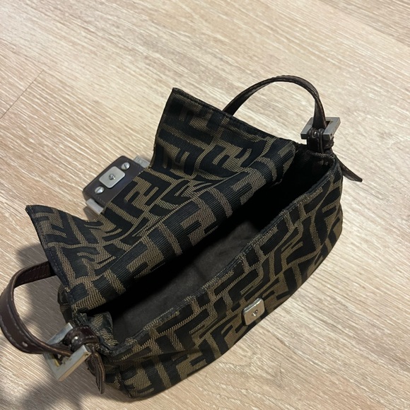 RARE Vintage Fendi Mini Mama Baguette in Brown and Black Logo Monogram Bag - Picture 8 of 12